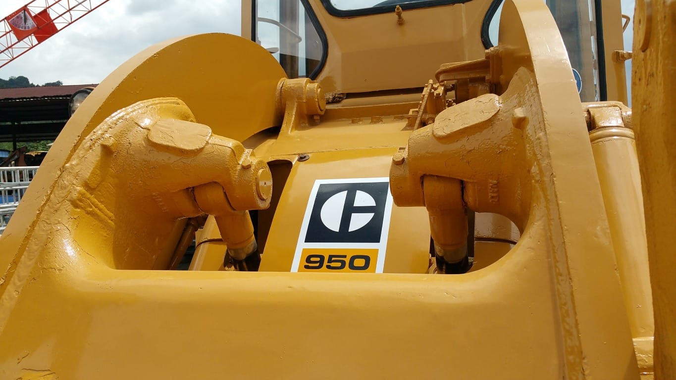 SOLD OUT  -  CATERPILLAR 950 Wheel Loader